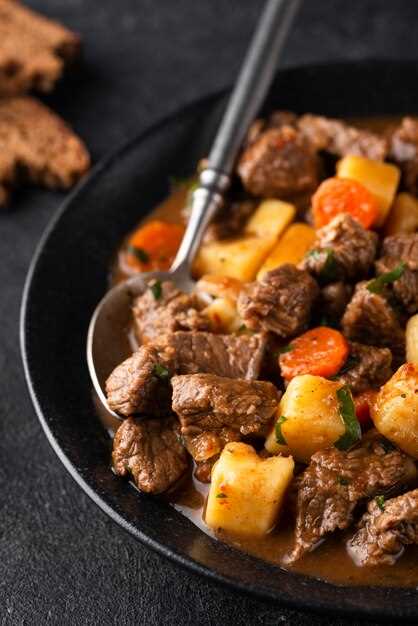 Как правильно обжарить мясо и овощи в мультиварке?