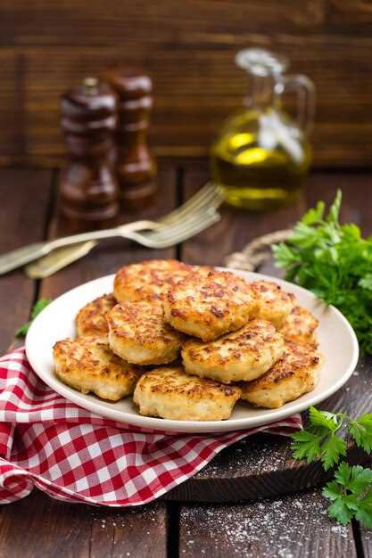Диетические котлеты с овсяными хлопьями и морковью