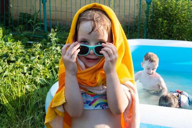Подбор безопасных игрушек и аксессуаров для бассейна