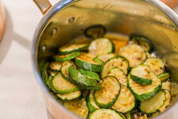 Кабачки с ореховой корочкой: рецепт с пошаговым описанием