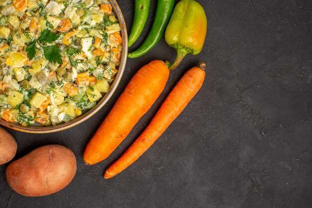 Морковный салат с яблоками и орехами