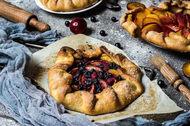 Грибная смесь с луком и специями