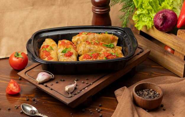 Добавляем овощи и специи для насыщенного вкуса