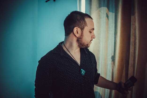 Графический crop с четкими линиями и асимметрией