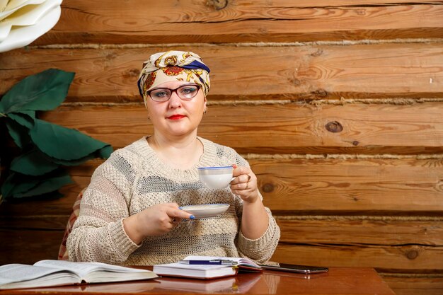 Основные версии происхождения: от Дарья или самостоятельное имя?